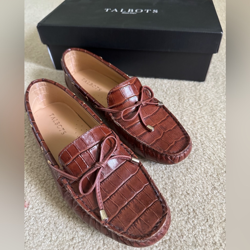 Talbots || Leather Crocodile Loafers